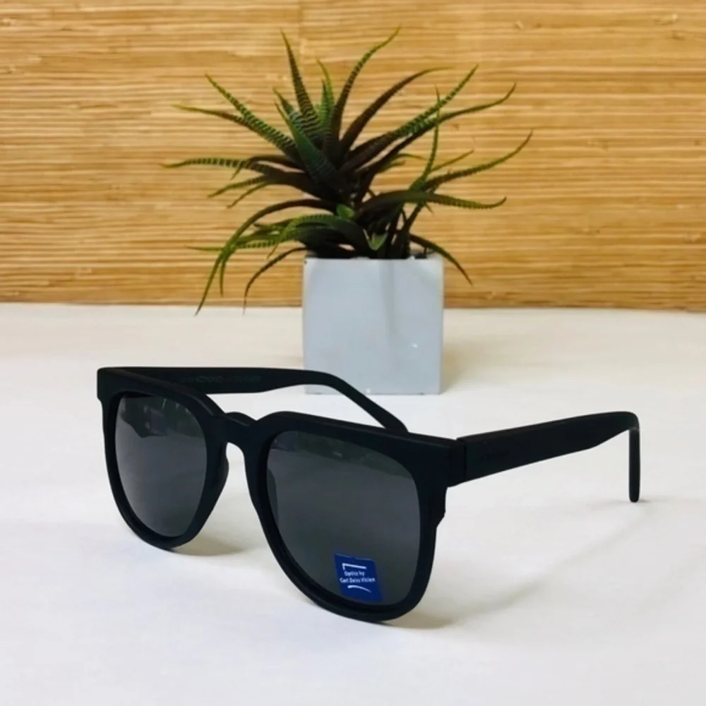 KOMONO sunglasses NEW Riviera CZ Black Rubber Square